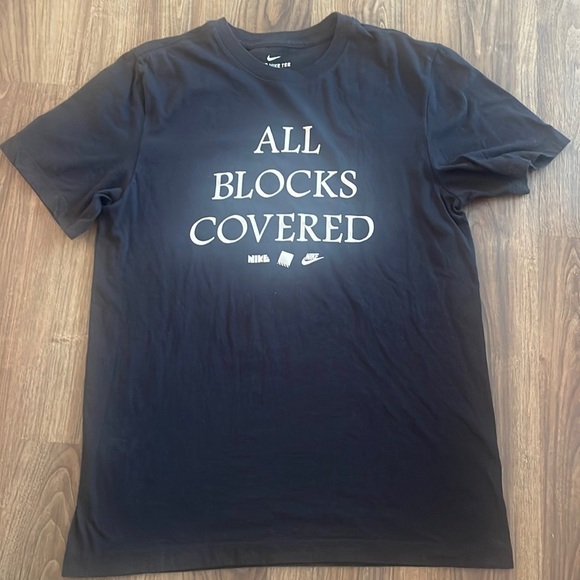 Nike tee - Picture 1 of 2